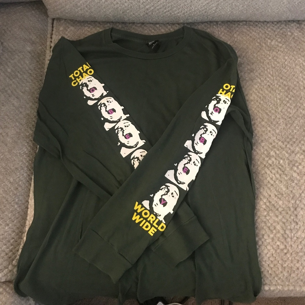 Dark green Obey long sleeve total chaos t-shirt